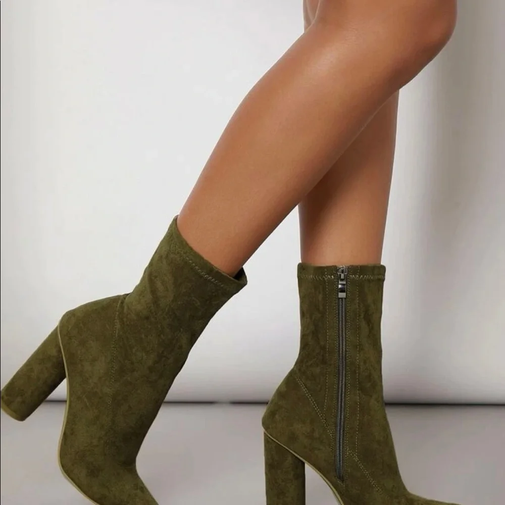 BOOTIES 🥾 NWOB - Picture 3 of 6